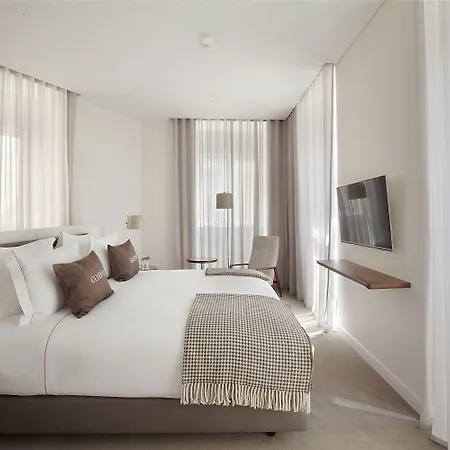 Corpo Santo Historical 5* Lisbona