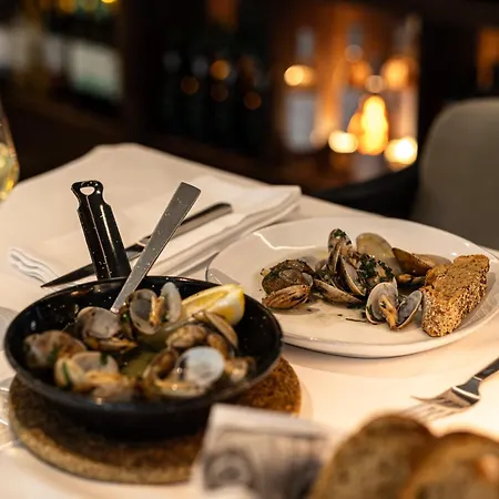 코르포 산토 히스토리컬 호텔