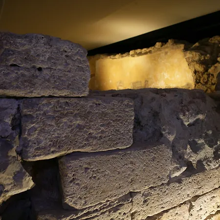 코르포 산토 히스토리컬